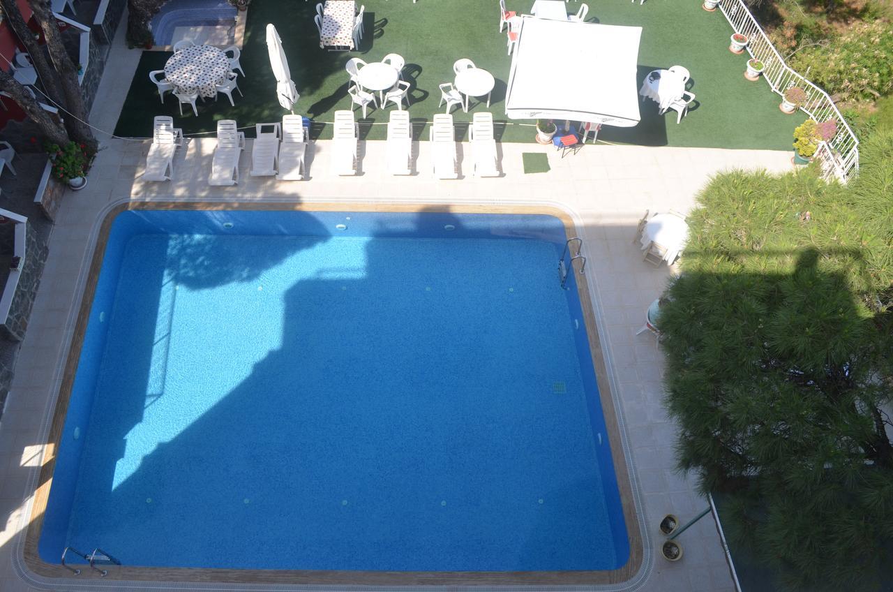 Tunc Hotel Ayvalı Exteriér fotografie